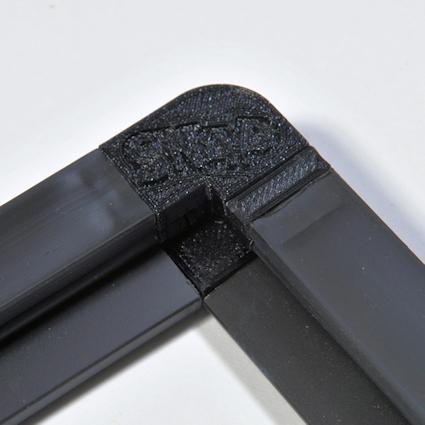 Picture of Connected Hobart 516 Snap Gasket™ Corner in Black