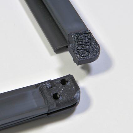 Picture of Separated Elliot-Williams 436 Snap Gasket™ Corner in Black